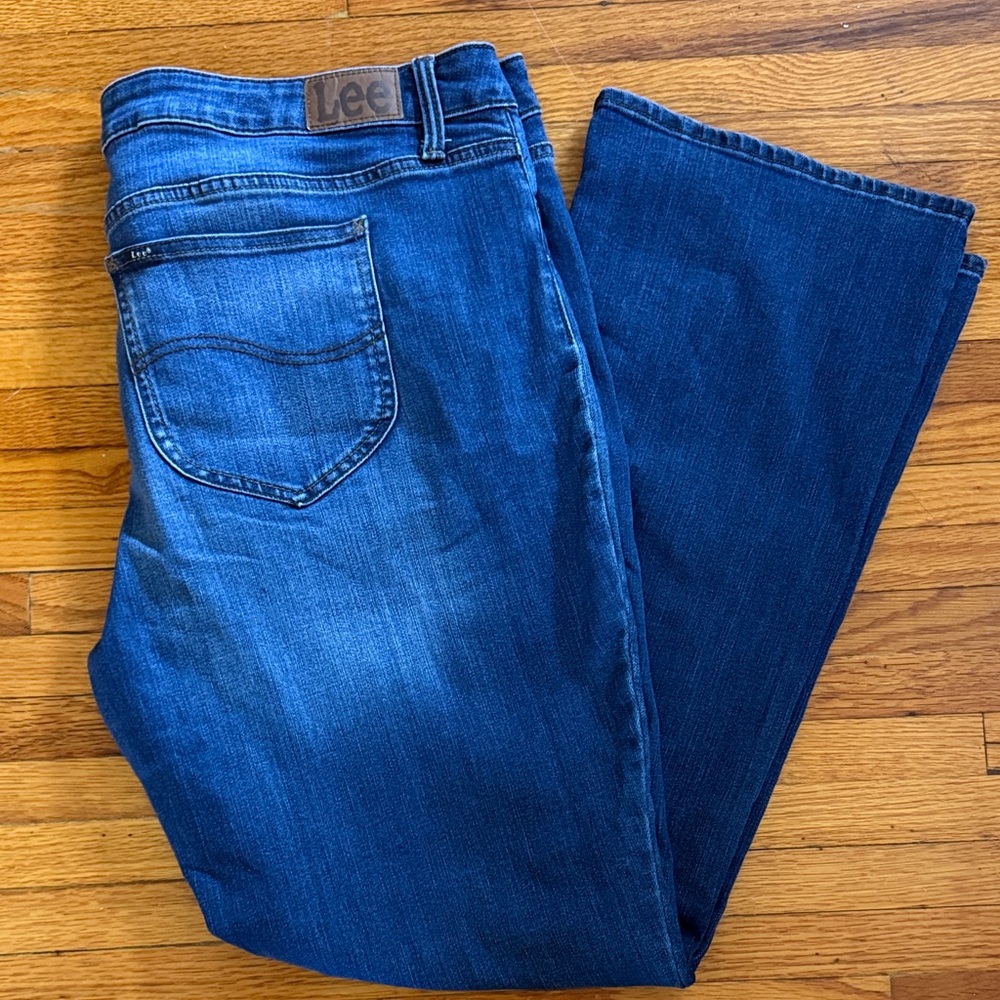Lee Women's Boot Cut Jeans in Rich Indigo